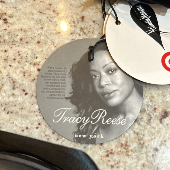 Tracy Reese dessert plates, 4 new never used, 18k gold rim - Picture 8 of 11